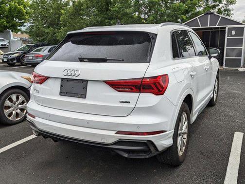 2022 Audi Q3 45 S line Premium
