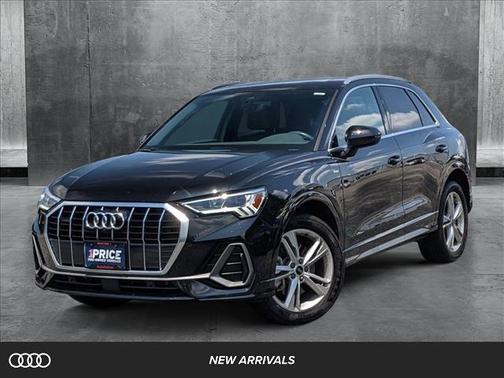 2022 Audi Q3 45 S line Premium Plus