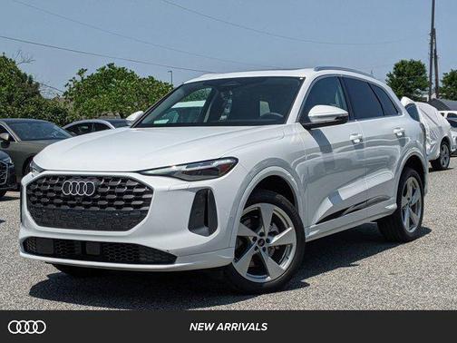 2025 Audi Q5 Premium Plus