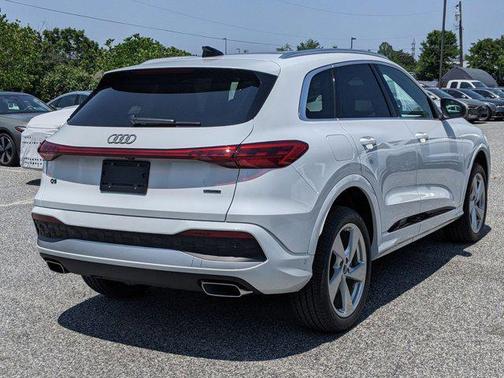 2025 Audi Q5 Premium Plus