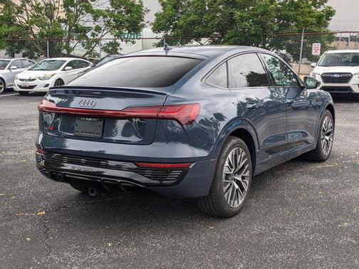 2024 Audi Q8 e-tron Prestige