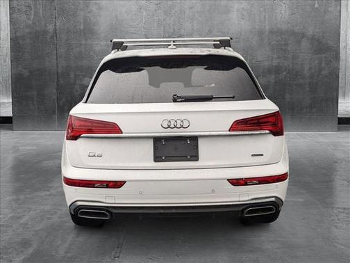 2024 Audi Q5 45 S line Premium Plus