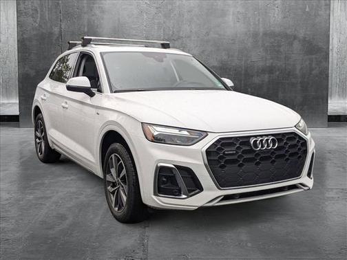 2024 Audi Q5 45 S line Premium Plus