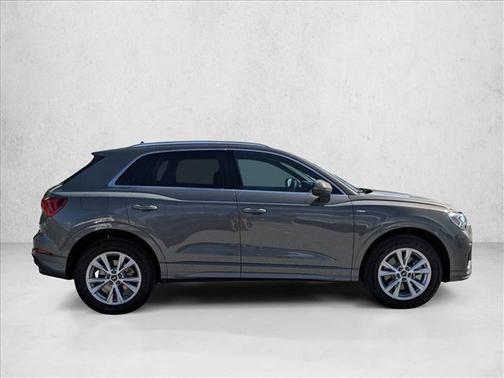 2024 Audi Q3 Premium 45 TFSI S line quattro Tiptronic