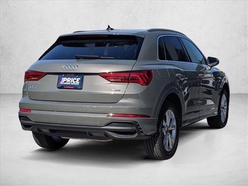 2024 Audi Q3 Premium 45 TFSI S line quattro Tiptronic