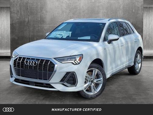 2024 Audi Q3 Premium 45 TFSI S line quattro Tiptronic