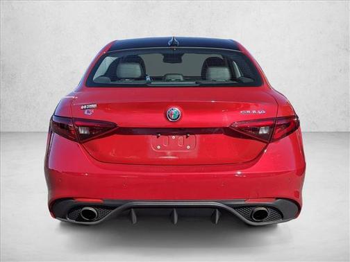 2018 Alfa Romeo Giulia Ti Sport