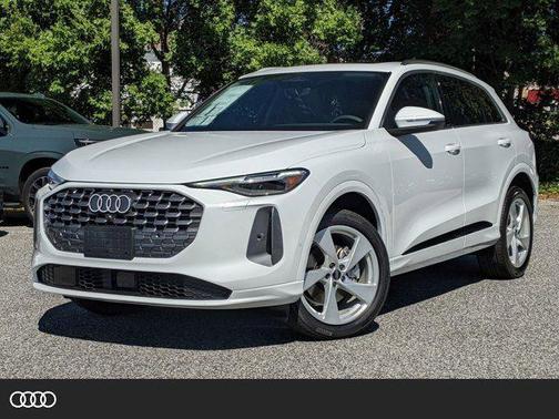 2025 Audi Q5 Premium Plus