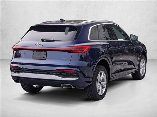 2025 Audi Q5 Premium
