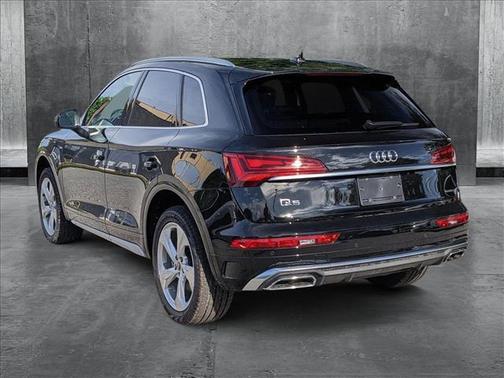 2025 Audi Q5 45 S line Premium Plus