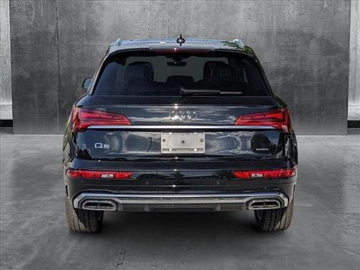 2025 Audi Q5 45 S line Premium Plus