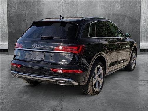 2025 Audi Q5 45 S line Premium Plus