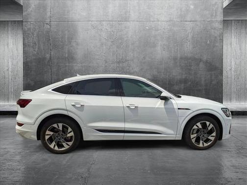 2021 Audi e-tron Sportback Premium Plus