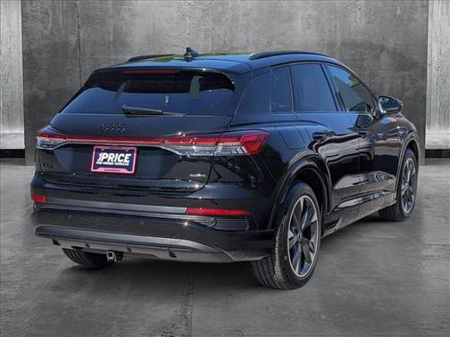 2025 Audi Q4 e-tron Premium 55 quattro
