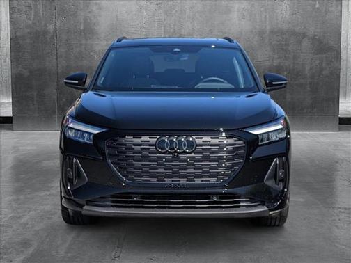 2025 Audi Q4 e-tron Premium 55 quattro