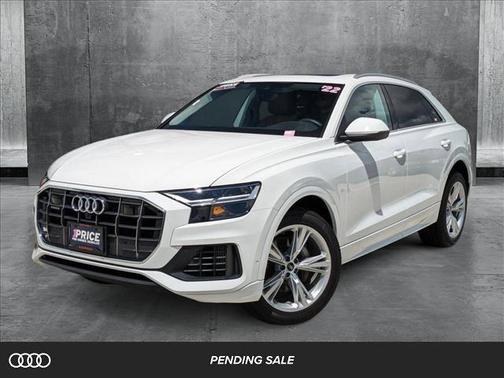 2022 Audi Q8 55 Premium Plus