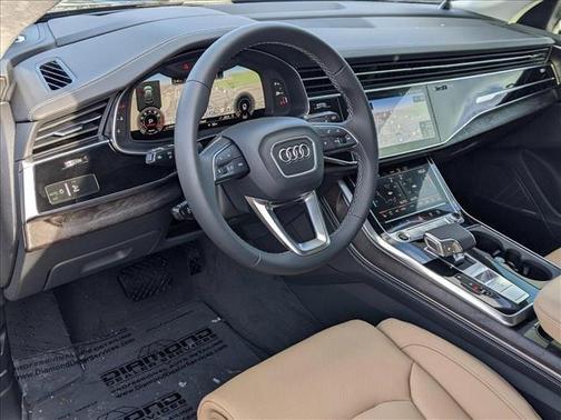 2025 Audi Q8 55 Prestige