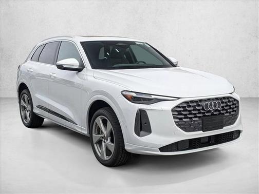 2025 Audi Q5 Premium Plus