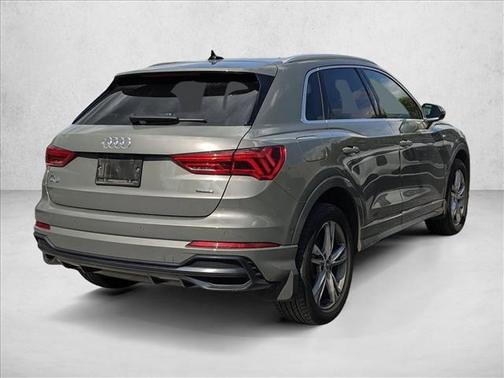2020 Audi Q3 45 S line Prestige