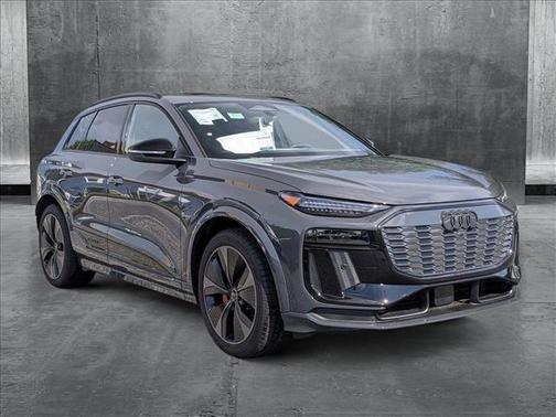 2025 Audi SQ6 e-tron Prestige quattro