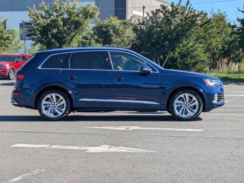 2022 Audi Q7 55 Prestige