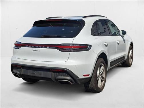 2023 Porsche Macan AWD