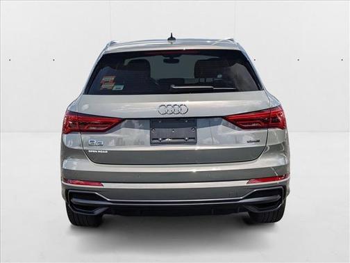 2022 Audi Q3 45 S line Premium