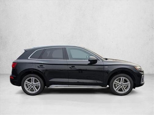 2022 Audi Q5 55 S line Premium