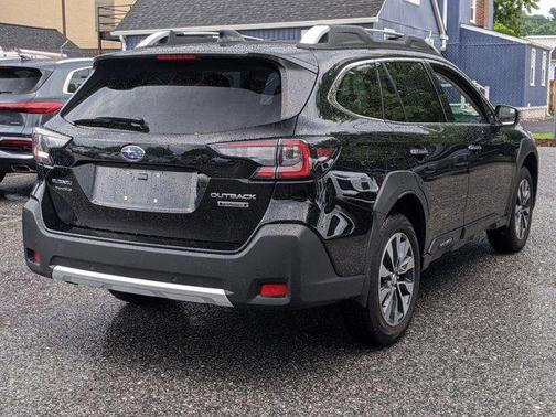 2023 Subaru Outback Touring