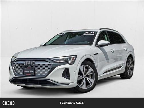 2024 Audi Q8 e-tron Premium Plus