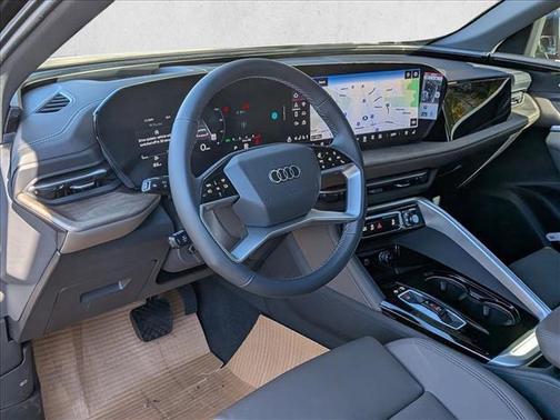 2025 Audi Q5 Premium Plus TFSI quattro S tronic