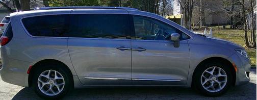 2018 Chrysler Pacifica Touring-L Plus
