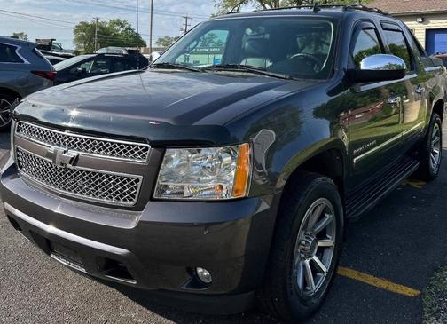 Taupe Gray Metallic 2011 Chevrolet Avalanche 1500 LTZ