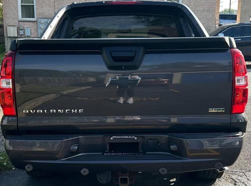 Taupe Gray Metallic 2011 Chevrolet Avalanche 1500 LTZ
