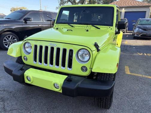 HYPERGREEN CLEAR COAT 2016 Jeep Wrangler Unlimited Sahara