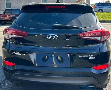 Black Noir Pearl 2016 Hyundai TUCSON Limited