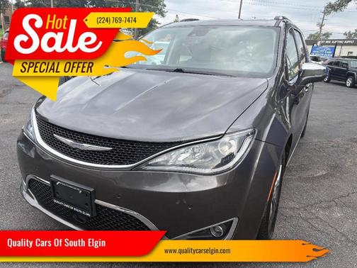 Granite Crystal Clearcoat Metallic 2017 Chrysler Pacifica Limited