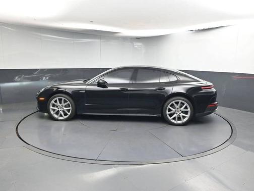 Black 2024 Porsche Panamera