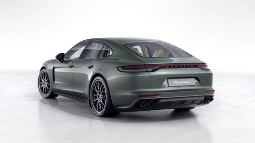 2022 Porsche Panamera 
