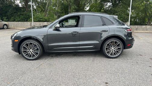 Jetblackvolcanogre 2026 Porsche Macan T