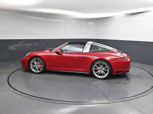2019 Porsche 911 