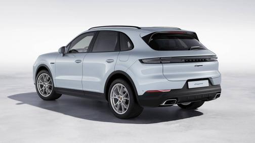 Dolomite Silver Metallic 2025 Porsche Cayenne