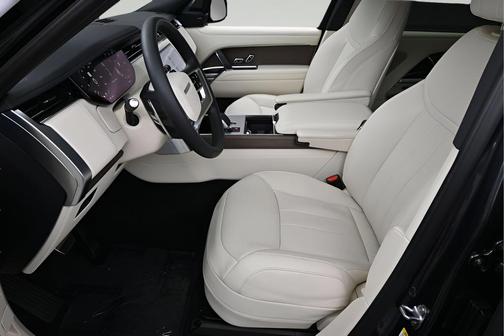 Carpathian Grey Prem Met 2025 Land Rover Range Rover P400 SE 7 Seat