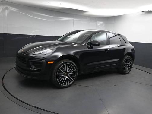 2025 Porsche Macan 