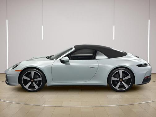 Shade Green Metallic 2025 Porsche 911 Carrera