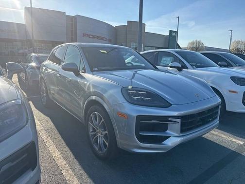 2025 Porsche Cayenne 