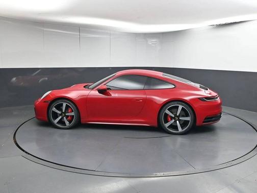 Carmine Red 2022 Porsche 911