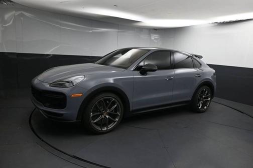 Arctic Grey 2022 Porsche Cayenne