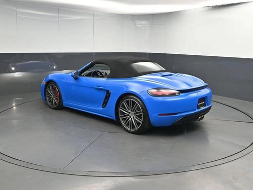 Shark Blue 2025 Porsche 718 Boxster
