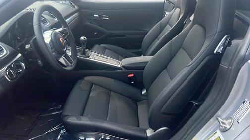 GT Silver Metallic 2024 Porsche 718 Cayman Base